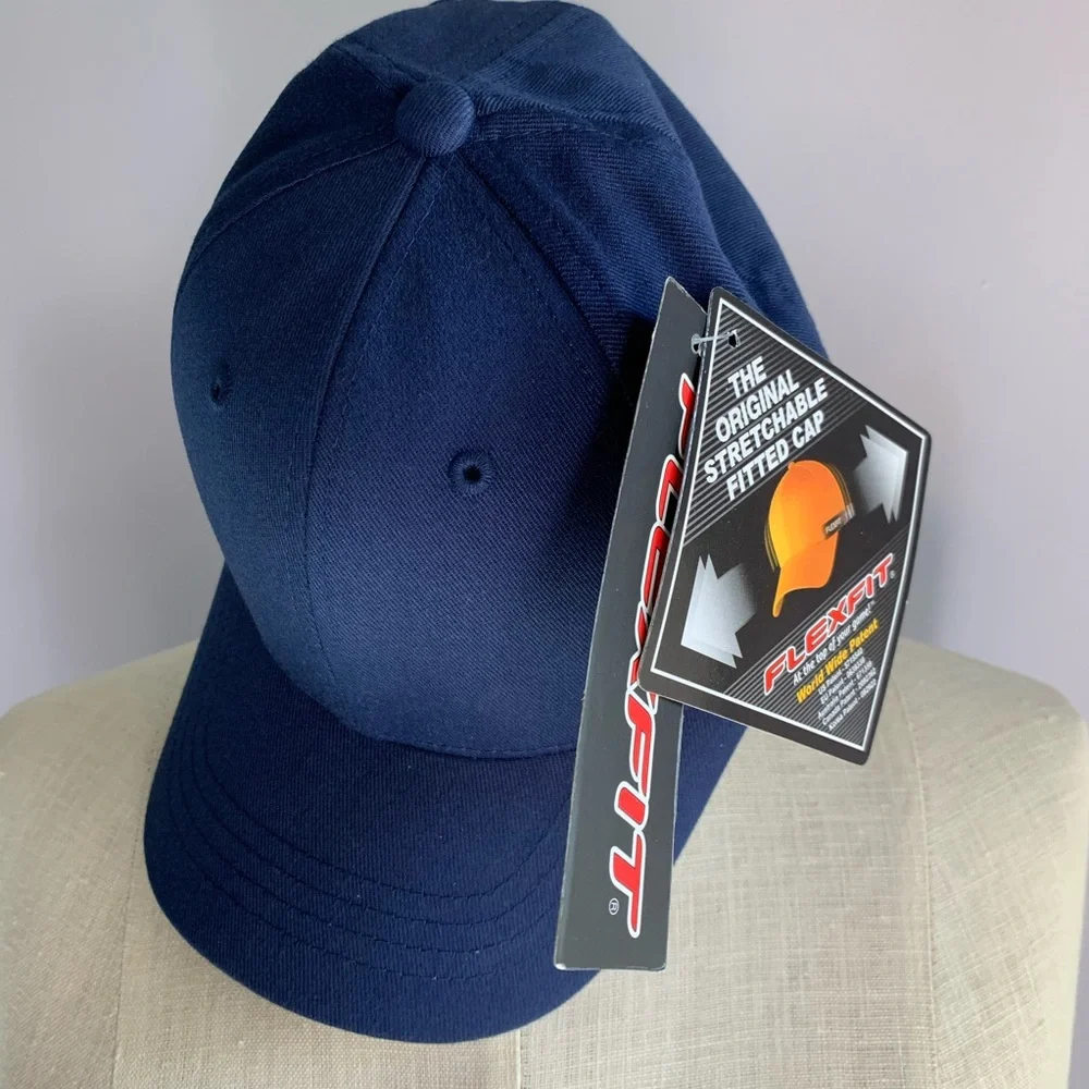 Flexfit unisex dark blue 6 panel twill hat/cap NWT